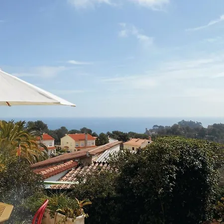 Three-bedroom Holiday In Holiday home *