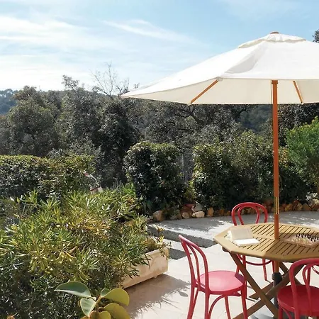 Three-bedroom Holiday In *
